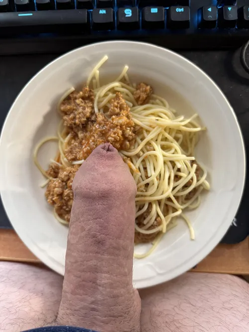 Anybody want some Special sauce with the Spagetti?🤪😝😇