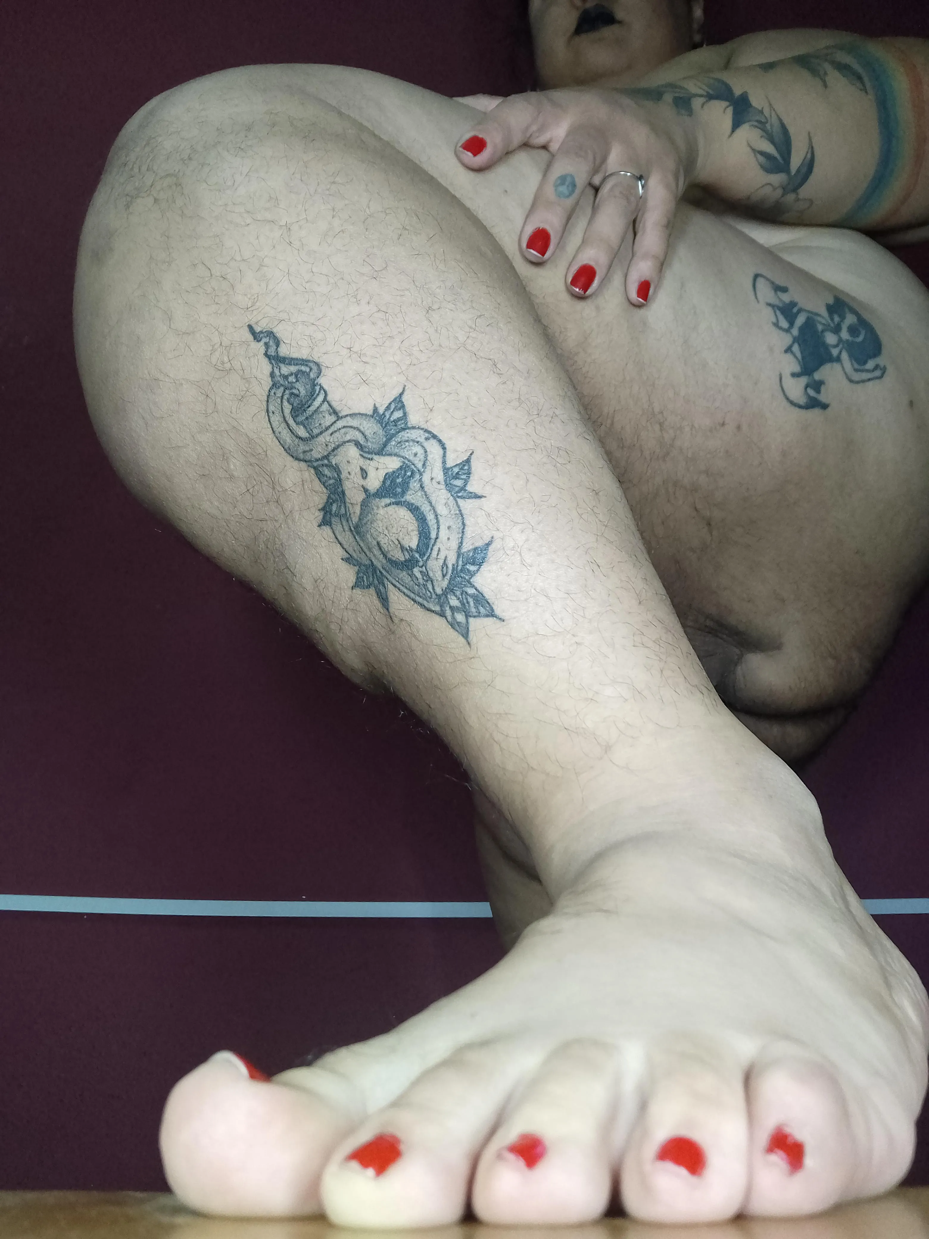 Even my toes are hairy… and you still want to kiss them.