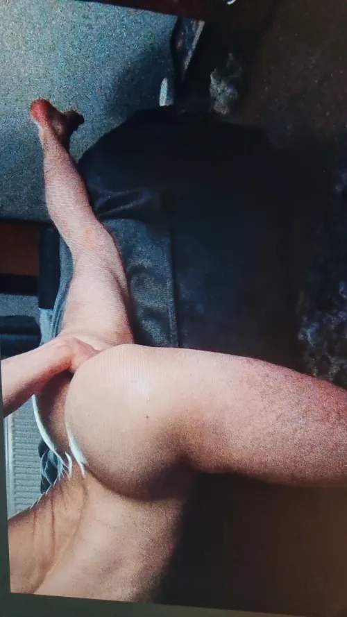 Fist me mommyyy, im young man