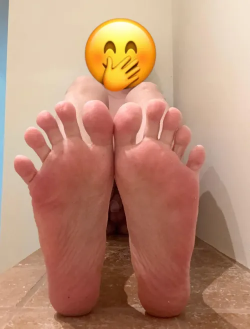 Lick my pink soles, pervert 🤭