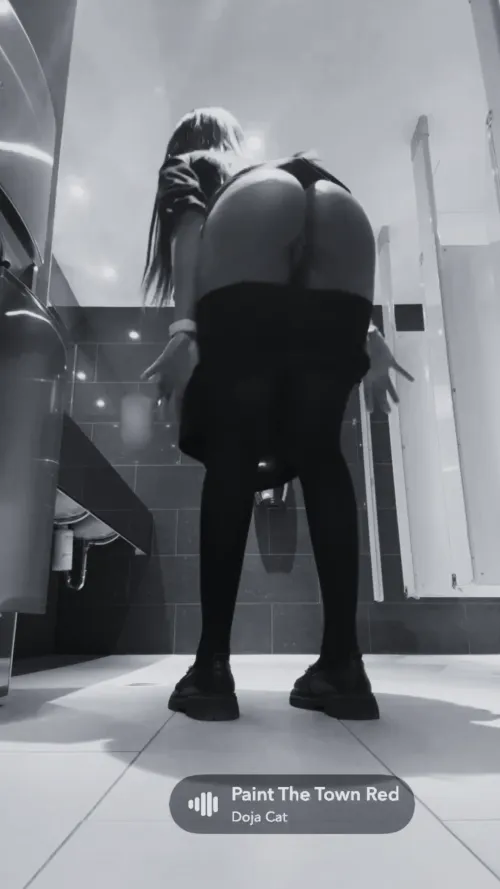 Naughty Wi[f]e Happy Life ;)