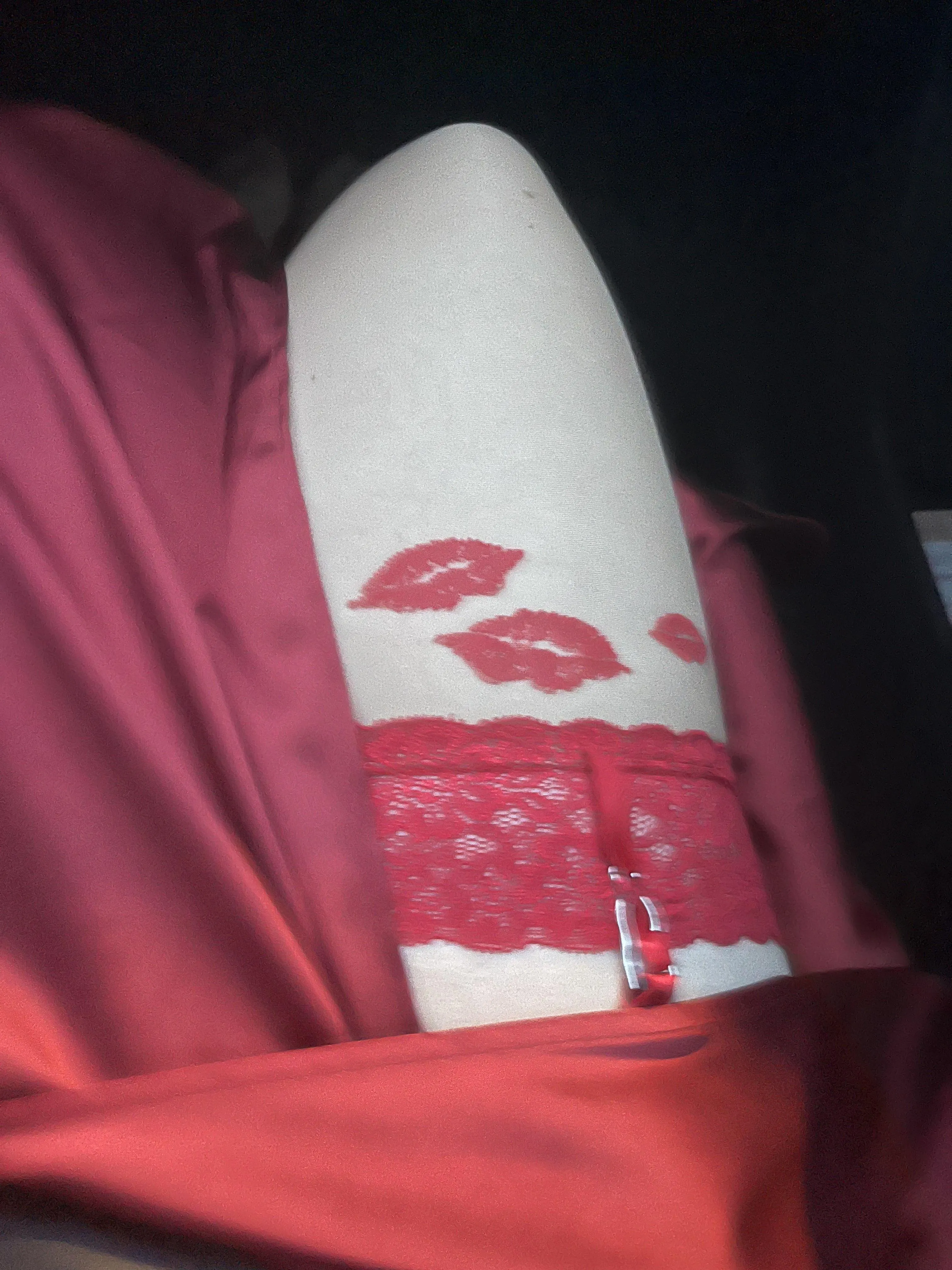 One kiss is al it takes