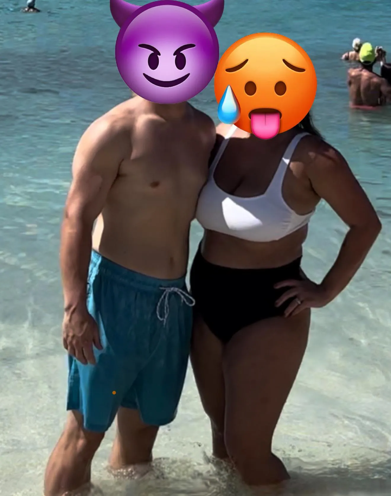 Southeast FL 37/32 MF4MF OR F looking for same room no swap but girl/girl play is great! No single men.