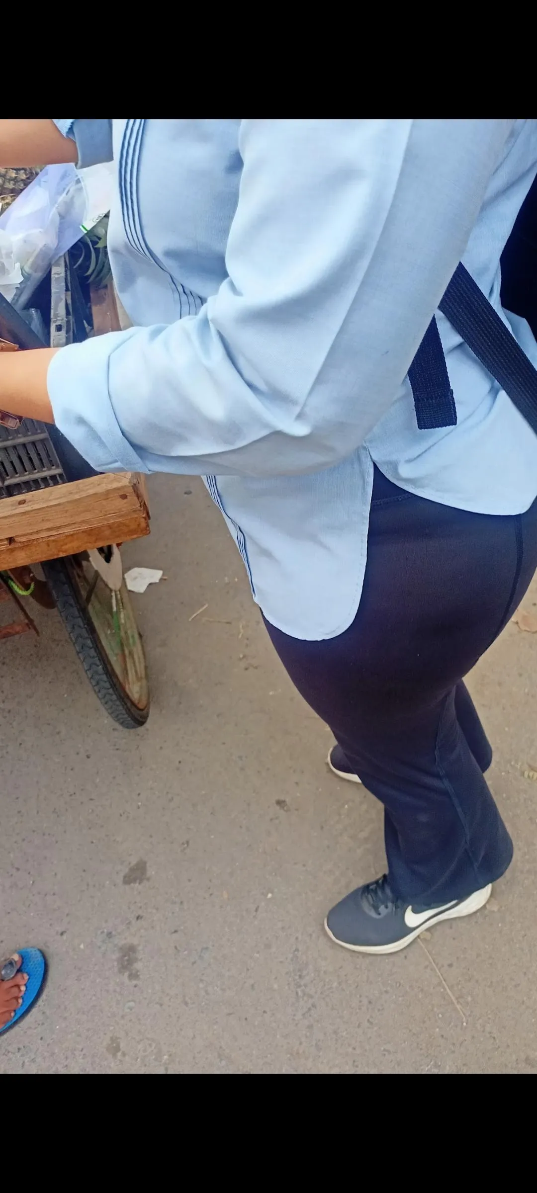 Unrelated but how much would you rate this ass out of 10?