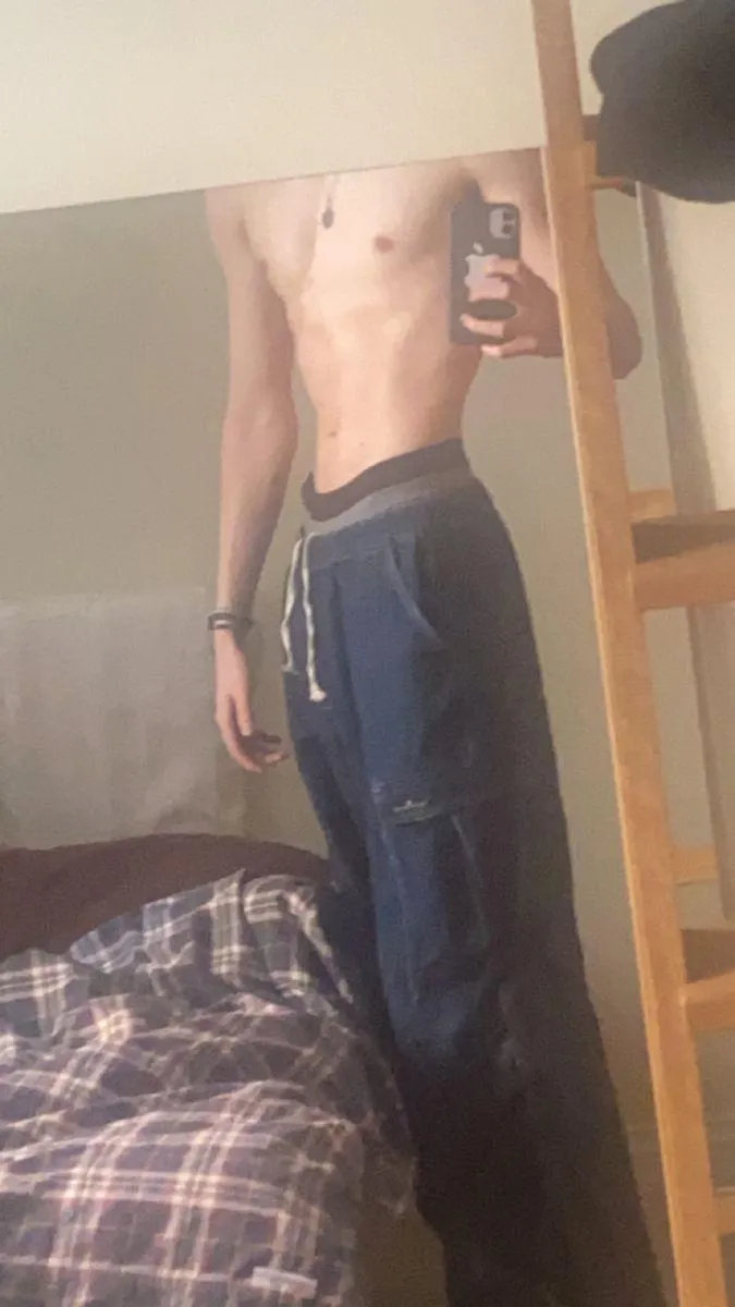 23 DOM looking for a SUB