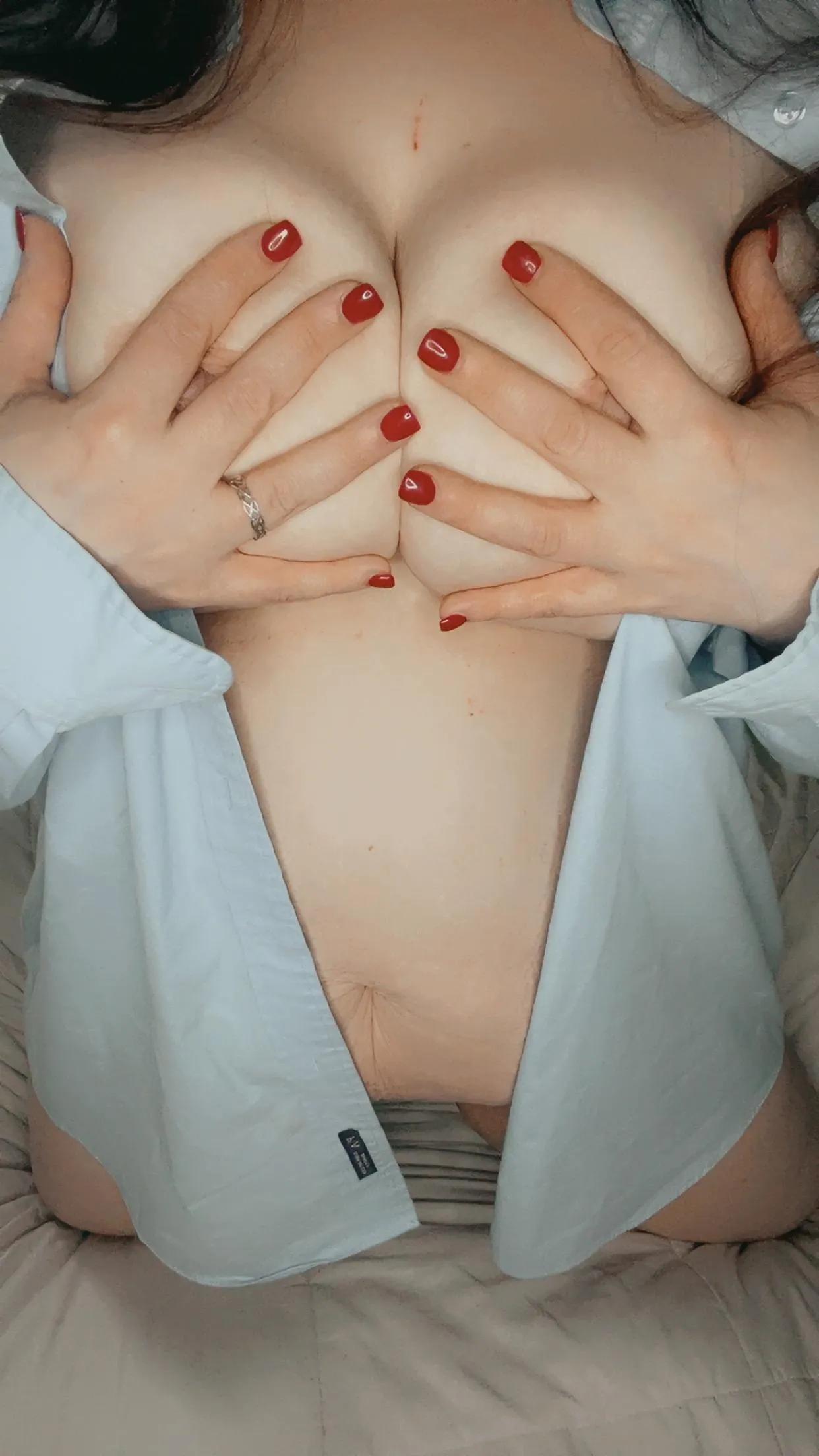 36DD hand bra I love it