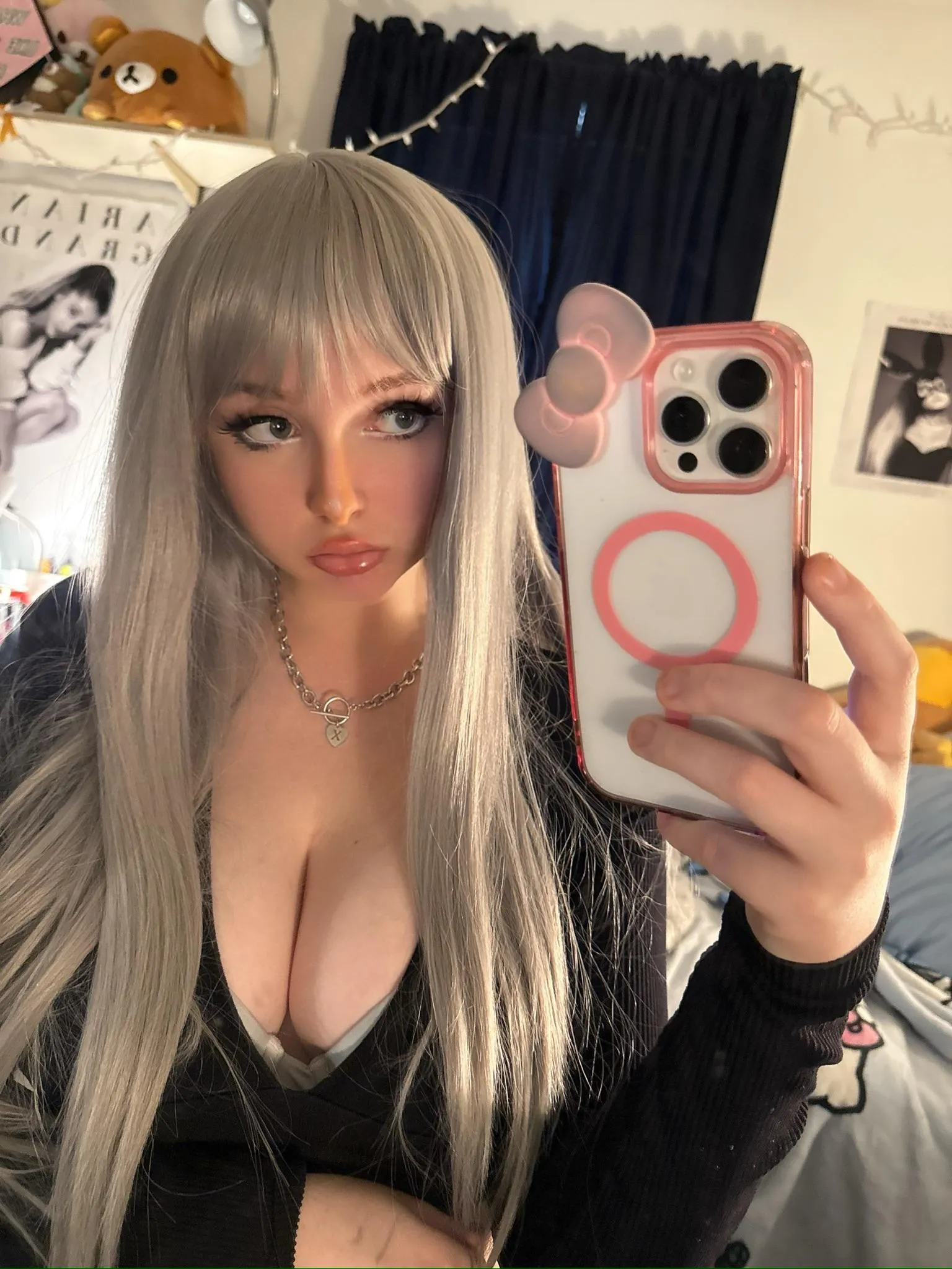 hello, my eyes are up here :3