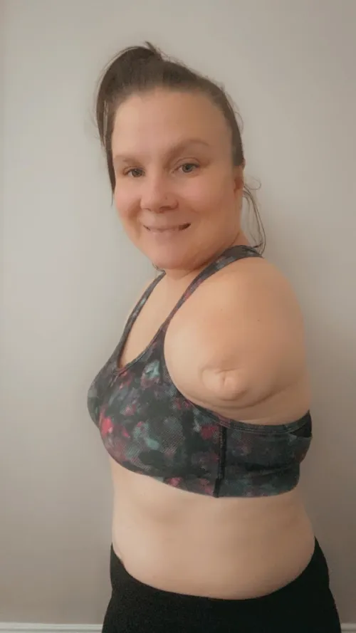 I have a video where you can see me undress down to my underwear! And get a nice peek of my booty :p