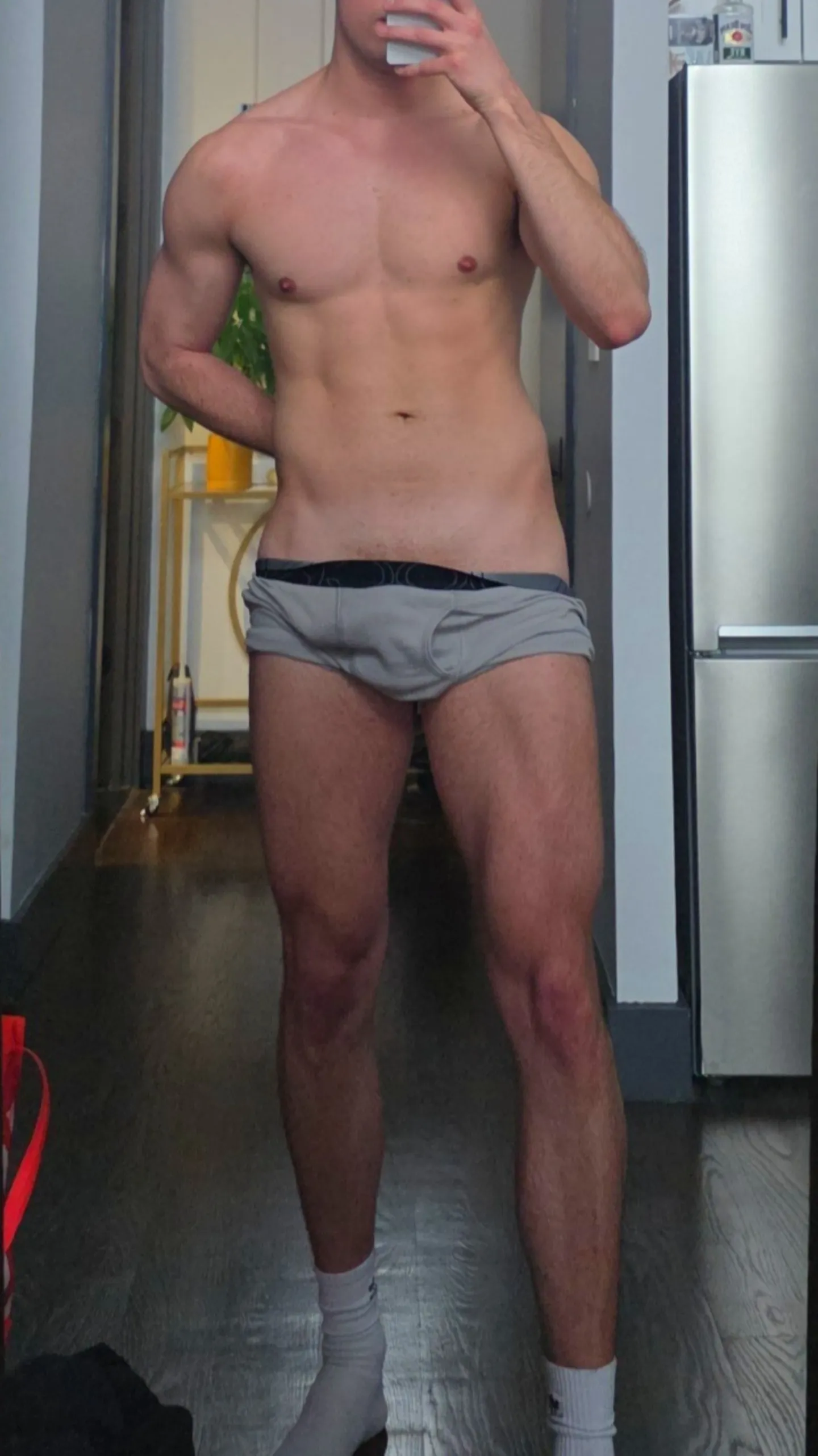 Looking for a paypig to worship me