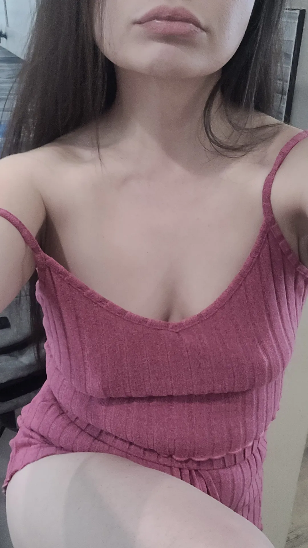 Real Asian MILF doing cam calls all weekend from Las Vegas