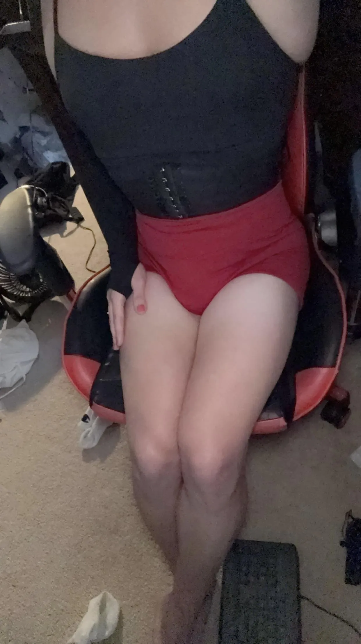 thighs pic cuz im bored