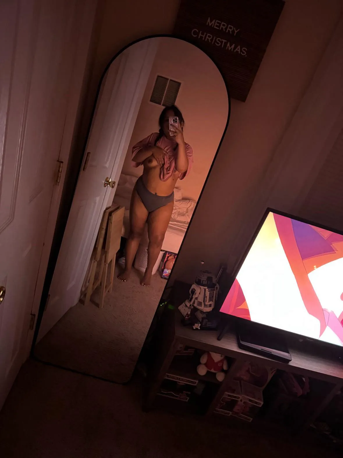 This island girl is always horny 😈🥵