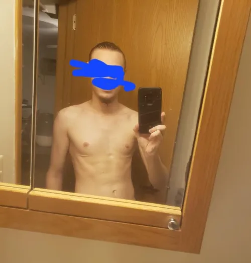 26 m4f new to the area, looking to chat and see where it goes