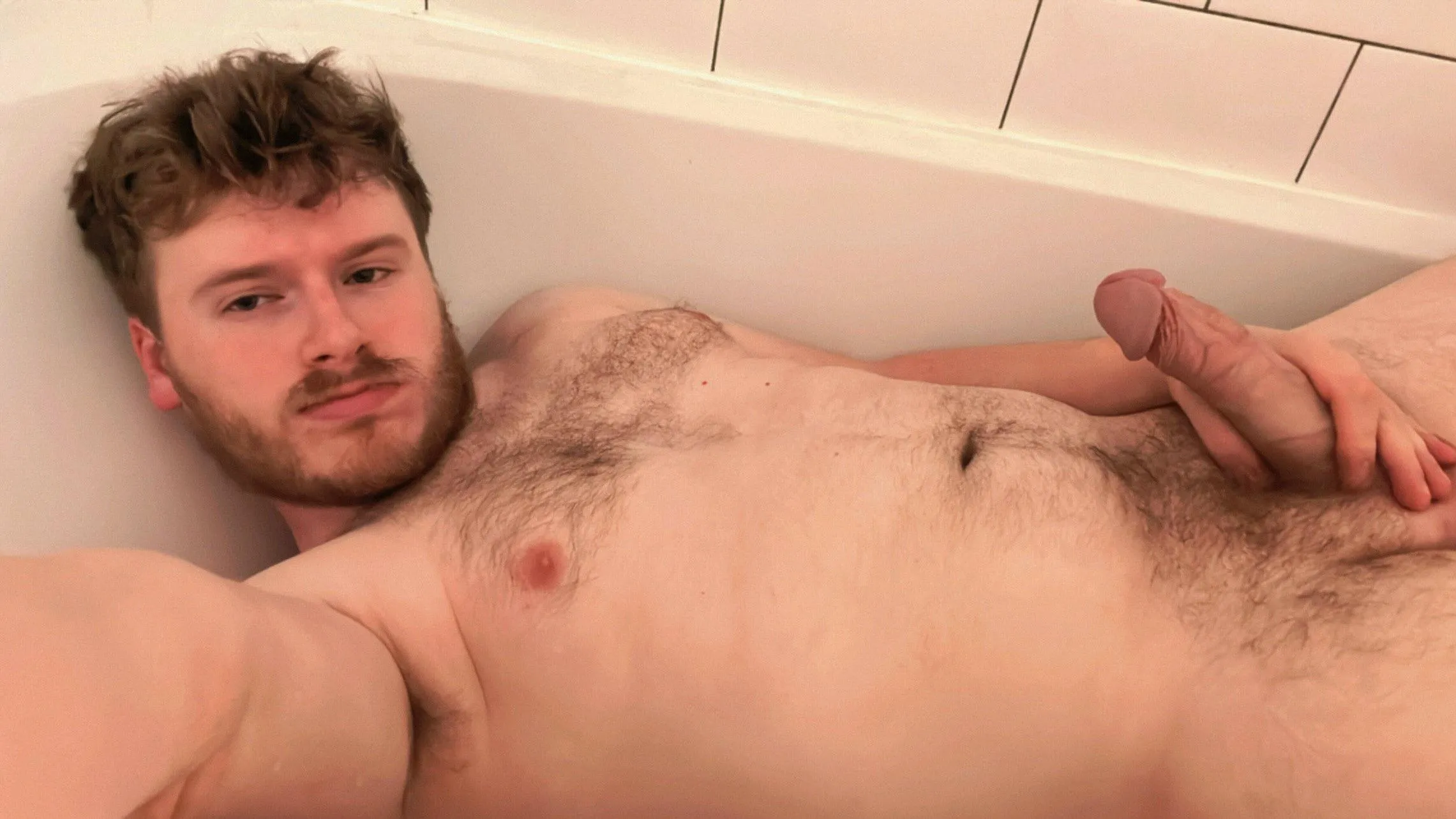 Cub in a tub 🛀 [27]