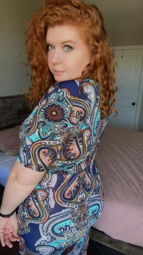 Do you like your redheads curvy