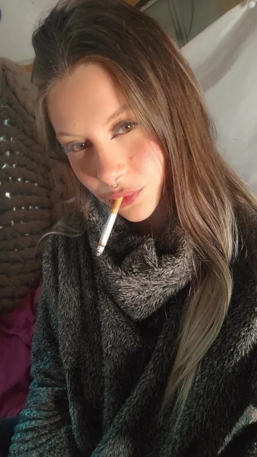 Follow me on OF today — send me a DM and get a special gift! Link in comments