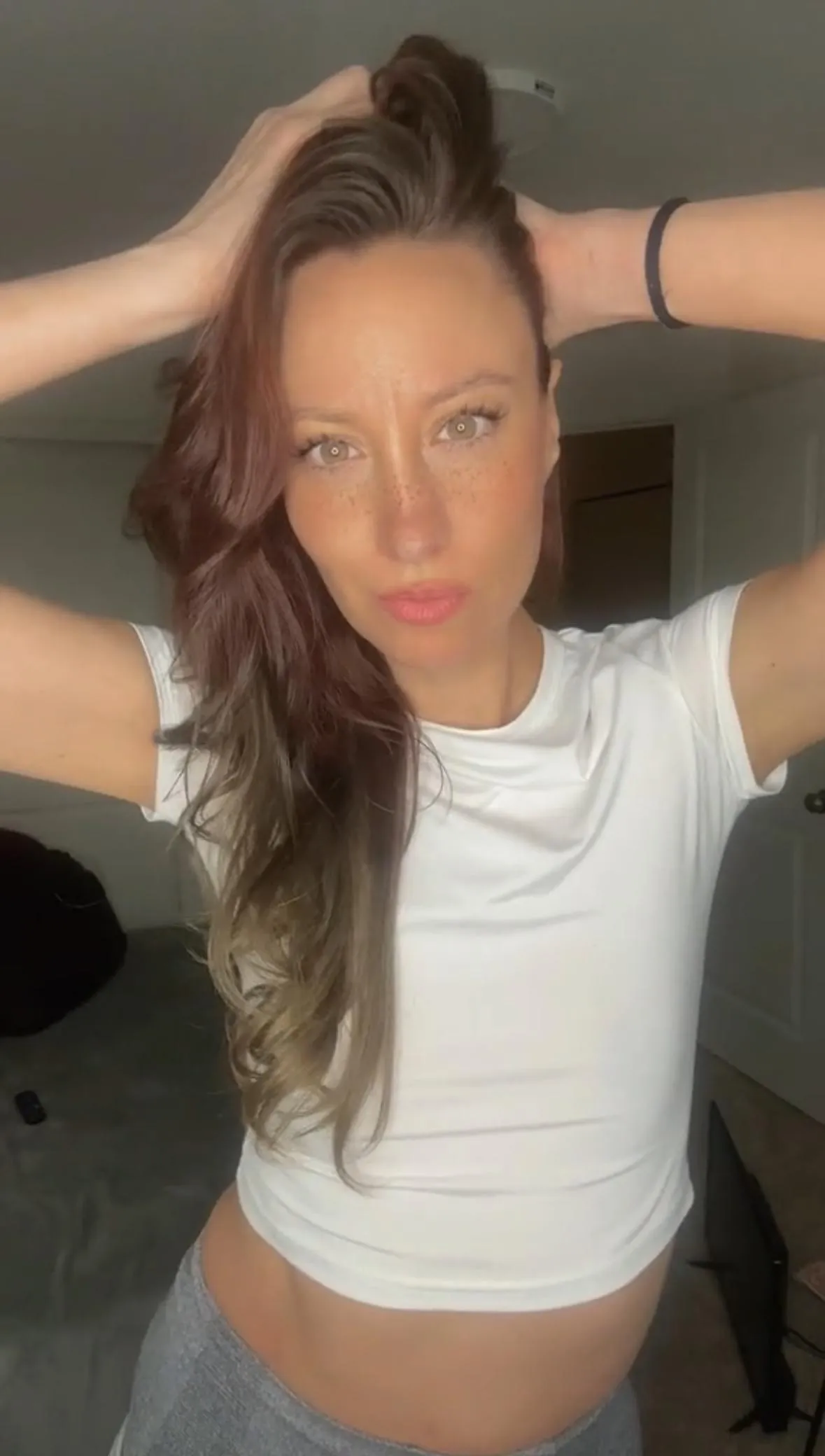 If no one sent you nudes today, would you want to receive mine?💦🥵