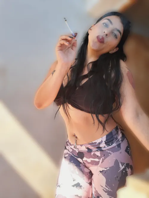 Smoky kiss of rich tobacco