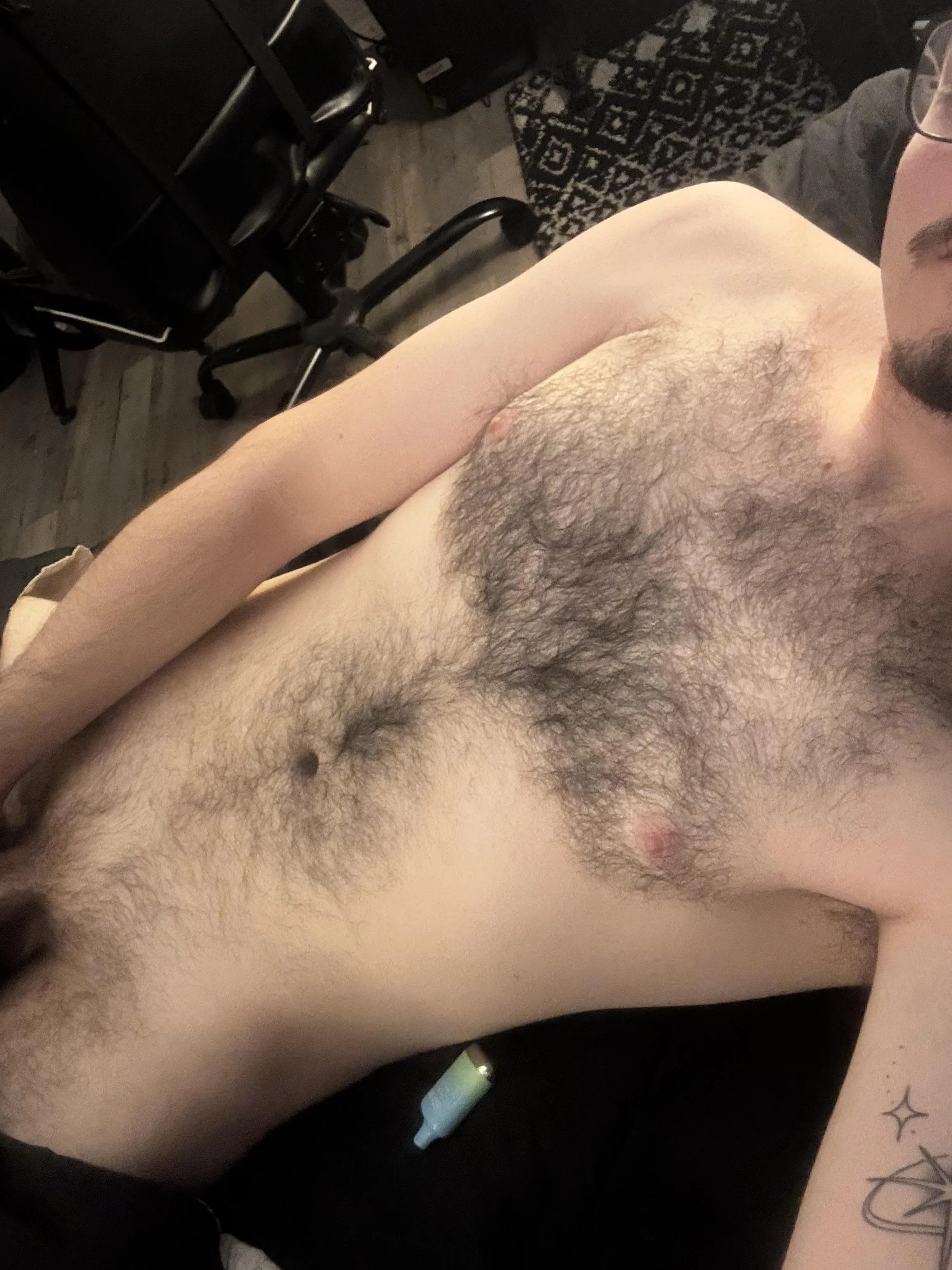 who wants to feel this chest hair?