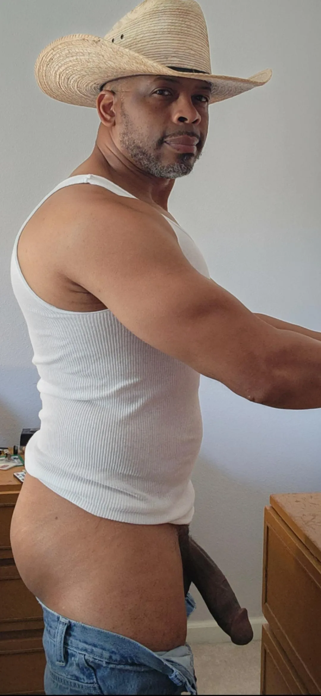 Who's ready for these backshots?