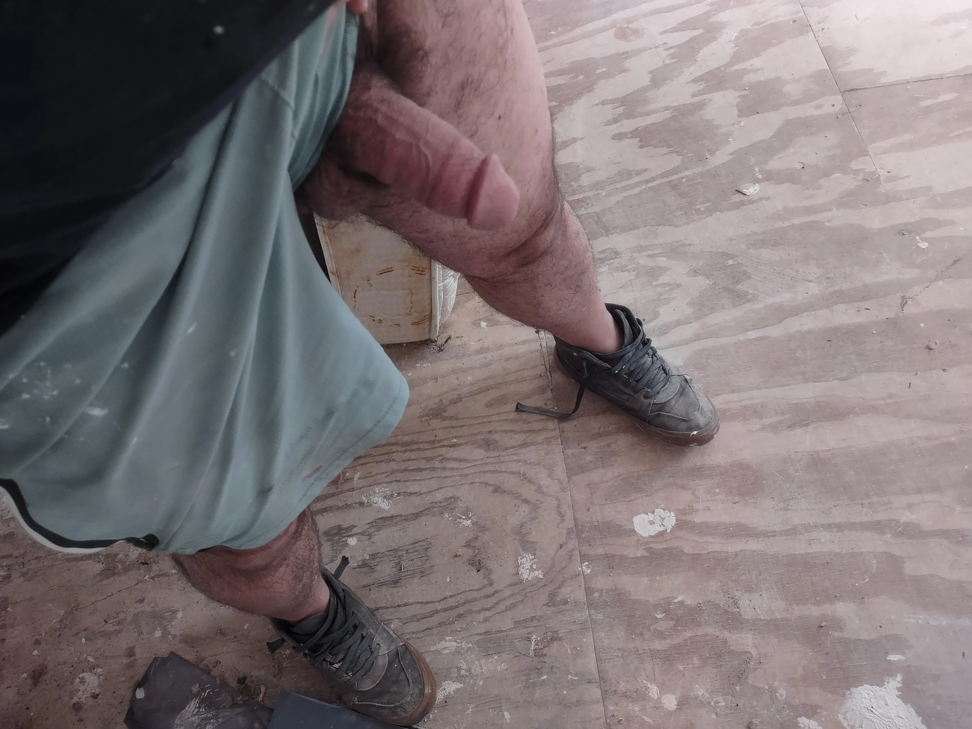 52 M bi top looking for bottoms