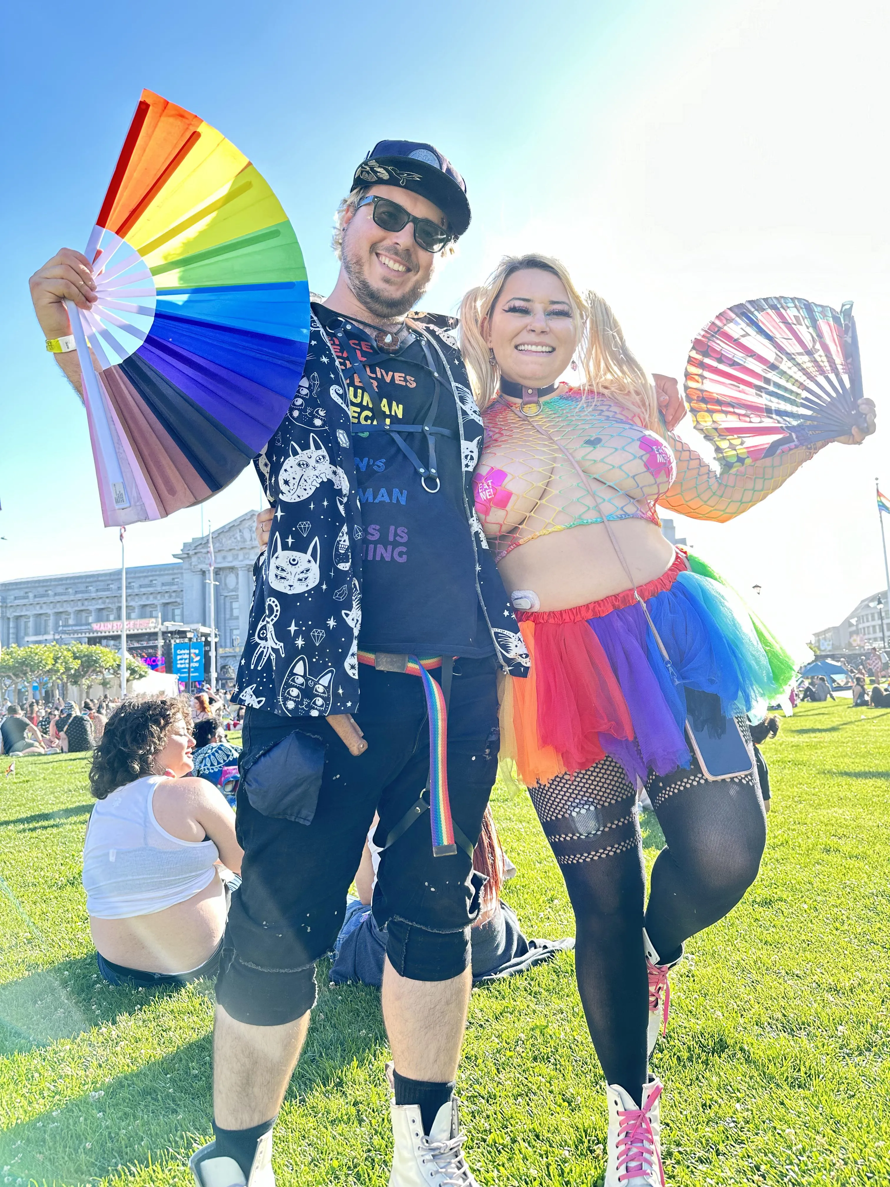 MF4MF Kinky Sac Couple looking for other couples, women or select men.