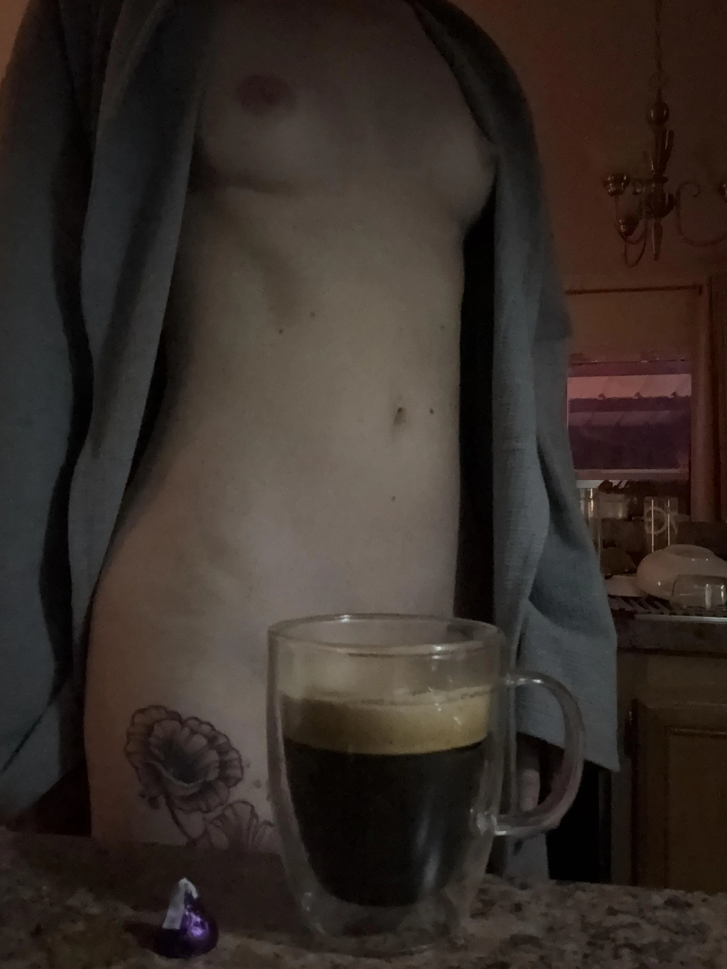 Would you rather have me for breakfast or the coffee? 😉😉