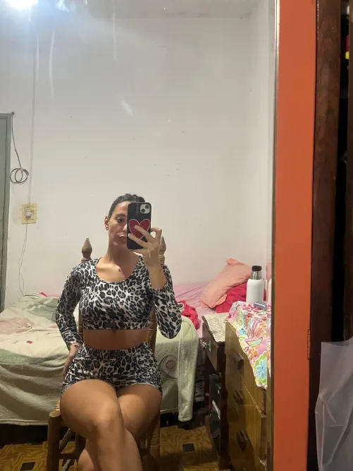 Yours is too tiny to even consider playing with. I don't know how you expect to entertain me. (Spoiler alert: you cant, because you dont deserve such honor).