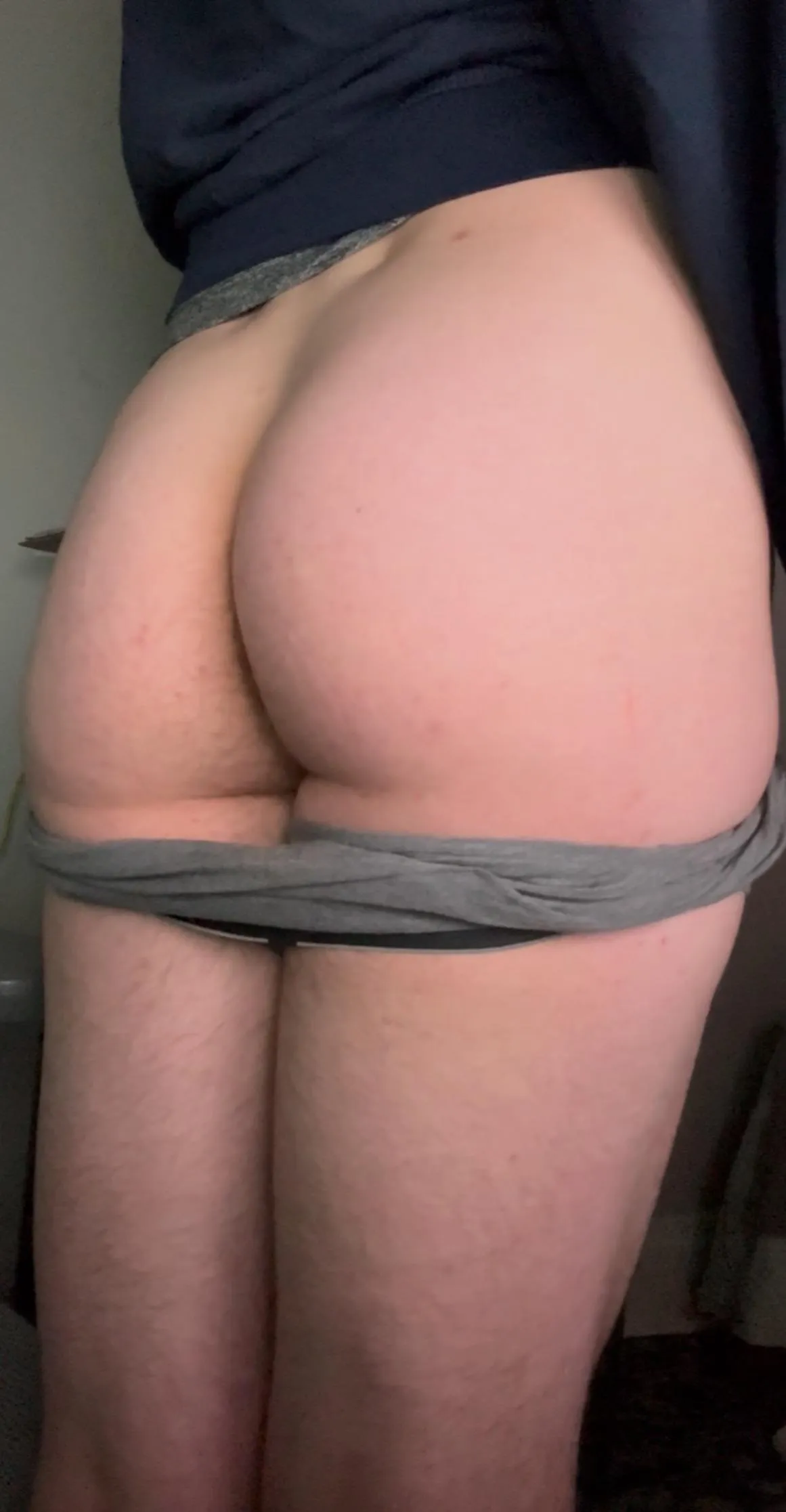 29 smooth phat booty bottom ready to worship you Snap:tpaBBCLove