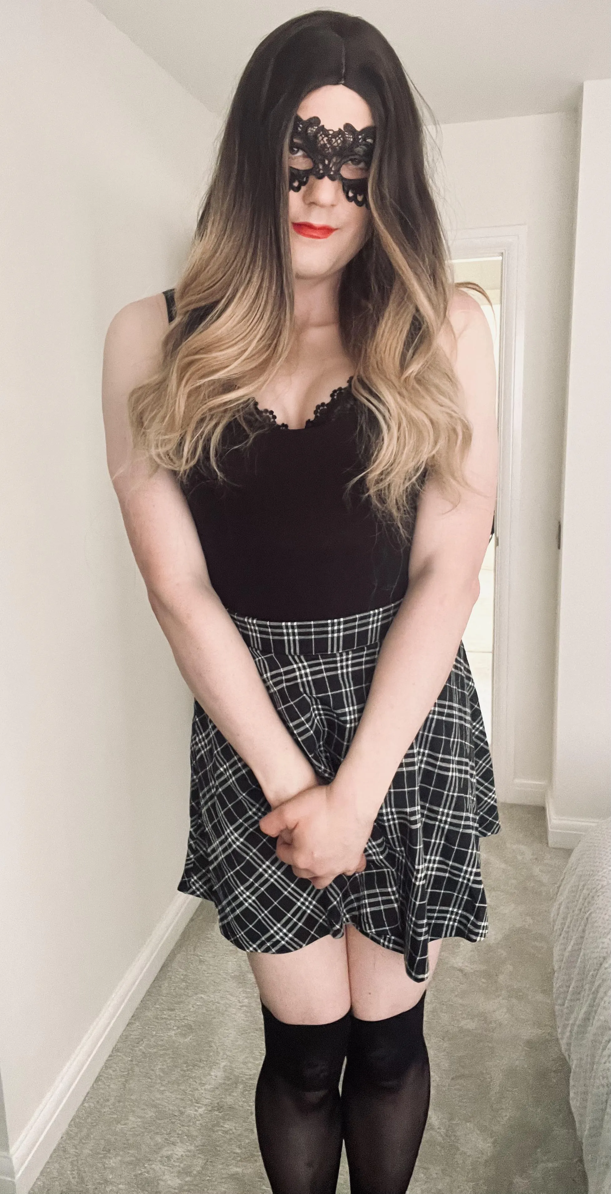 [GBR] #Yorkshire Sub Sissy looking for Dom