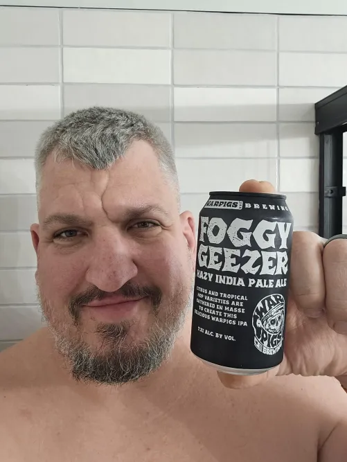 Got the fresh cut goin on and I know I got the gray but Warpigs Brewing is the only Geezer in here