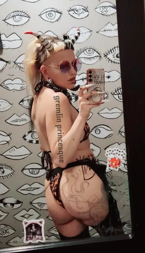 Hot new photoshoot dropping soon