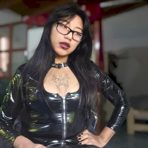 💧 My lips are soft, yes… but when I spit, there's no tenderness. Only pure desire.