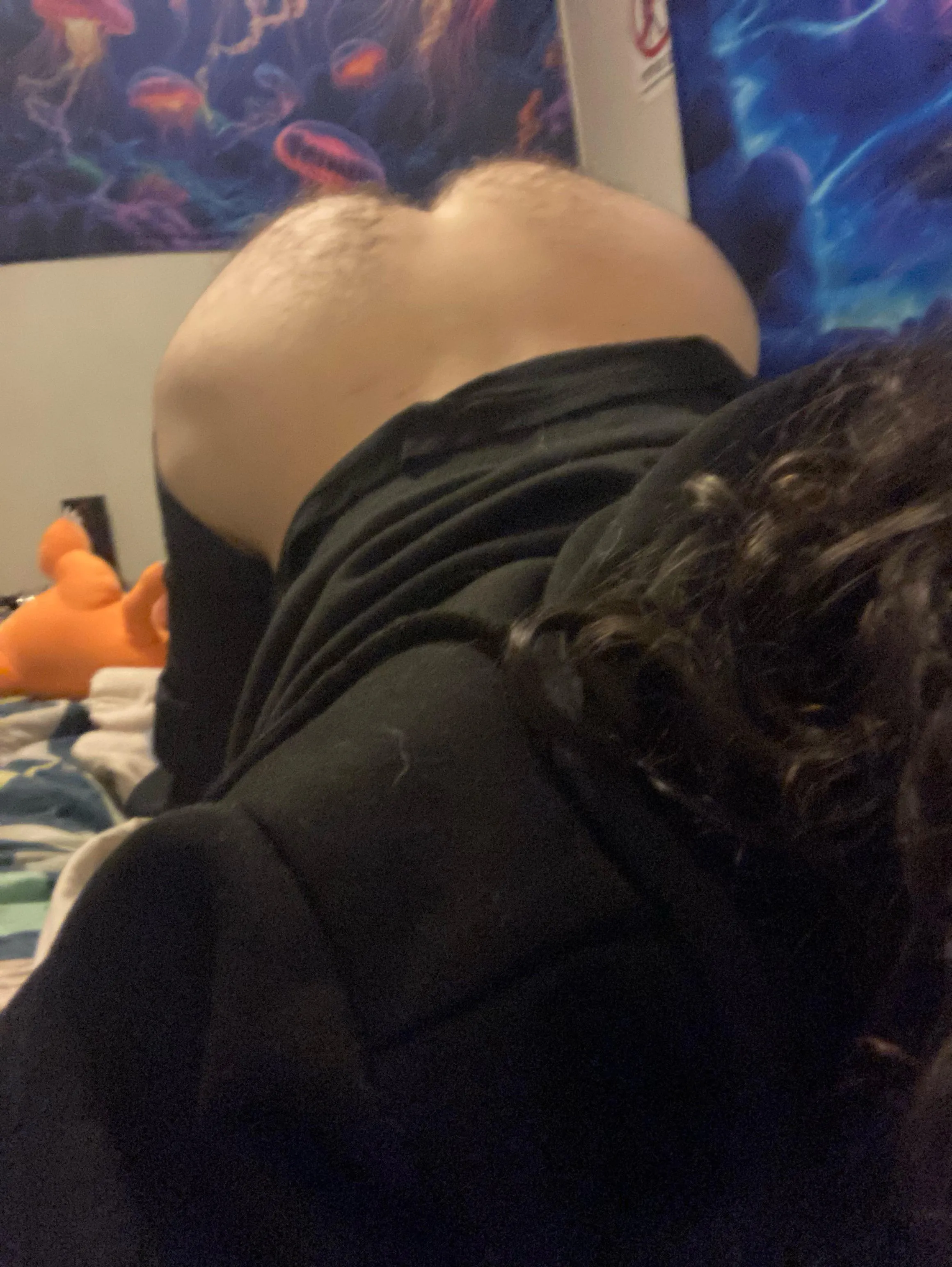 Who wanna get behind it