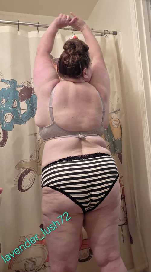 A nice big stretch 🍑 [F52]