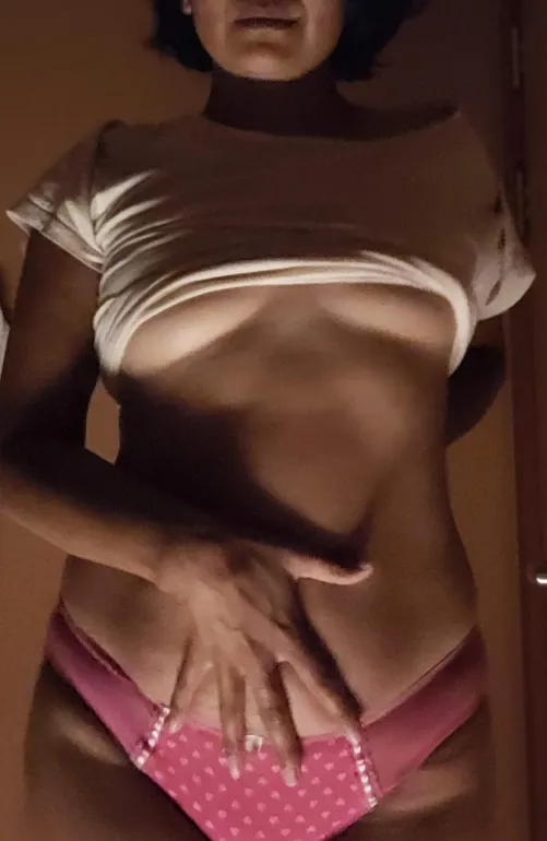 Always lurking in the shadows [F] 🖤🐺🖤