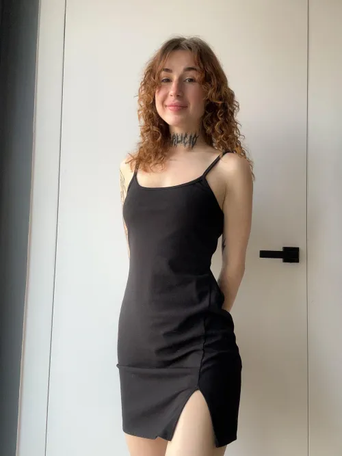 Damn hot black dress