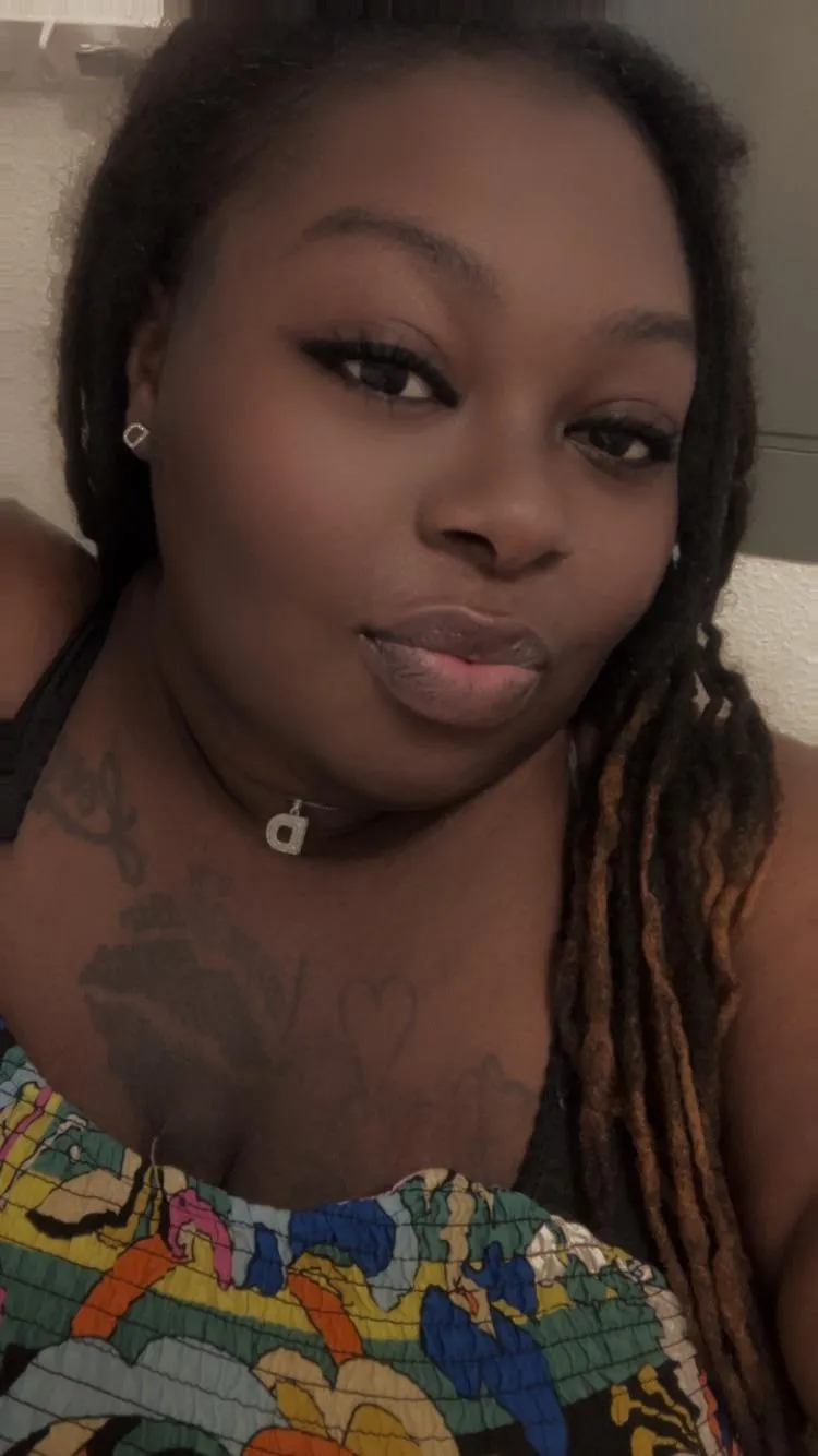 don’t be shy my heart is easily swayed by large offerings 🥰😘🤑