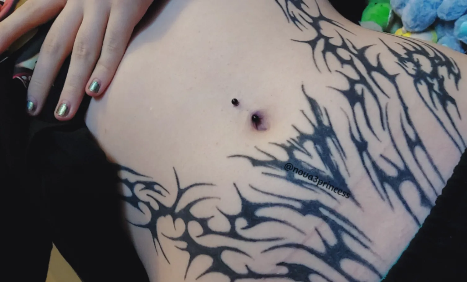 Finally got a belly piercing!!