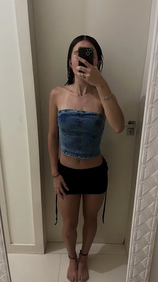 I feel like sending my nudes