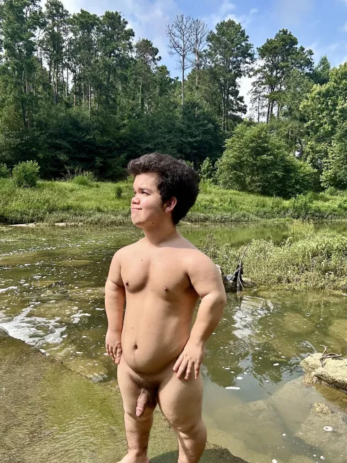 i’m a hobbit, a wood elf in my forested domain.