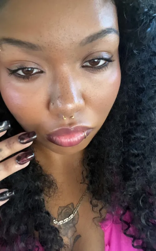 Meet your new obsession 💸💅🏽💵✨