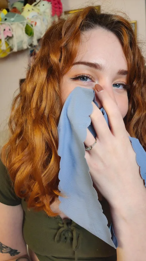 My [p]anties smell soooo good after a long day.