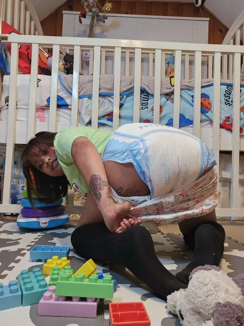 probably going to be posting on reddit wayyy more since the IG purge , hope u like my diaper butt :3 hehe