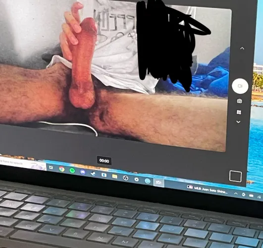 would u suck my teen dick (18)