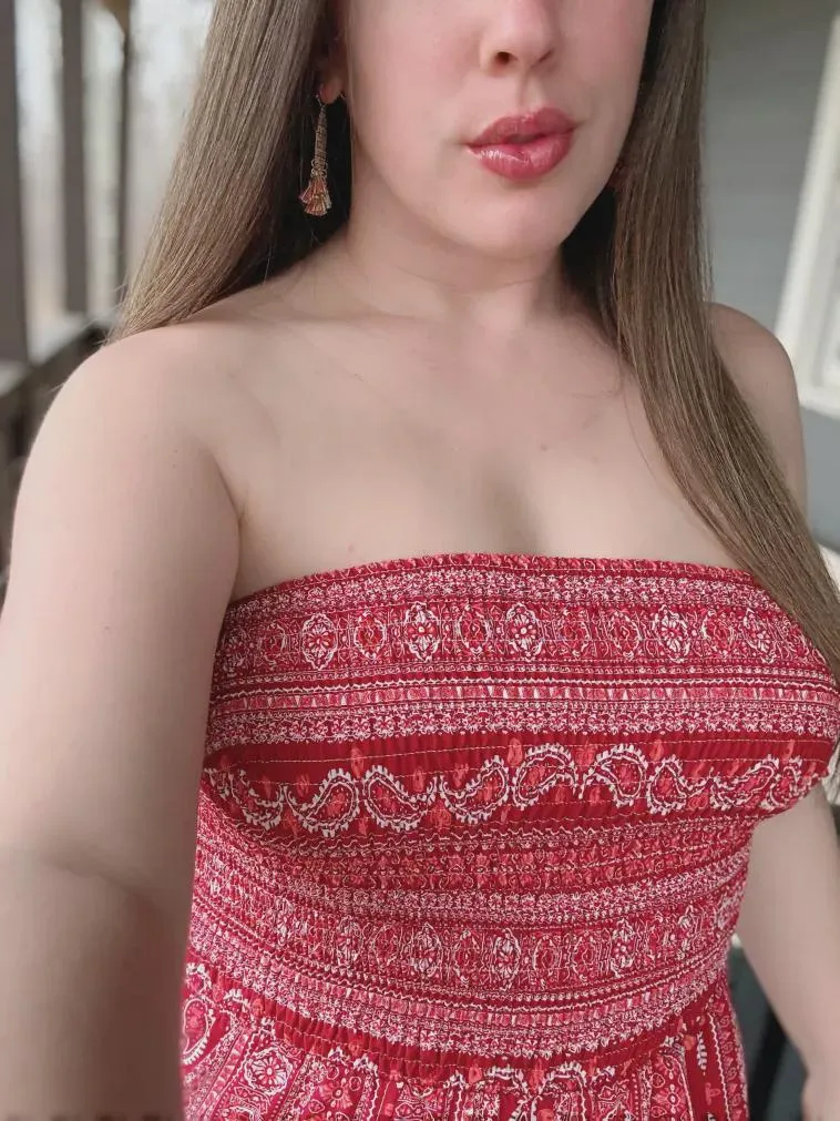 Ch-ch-ch-cherry lips 💋🍒