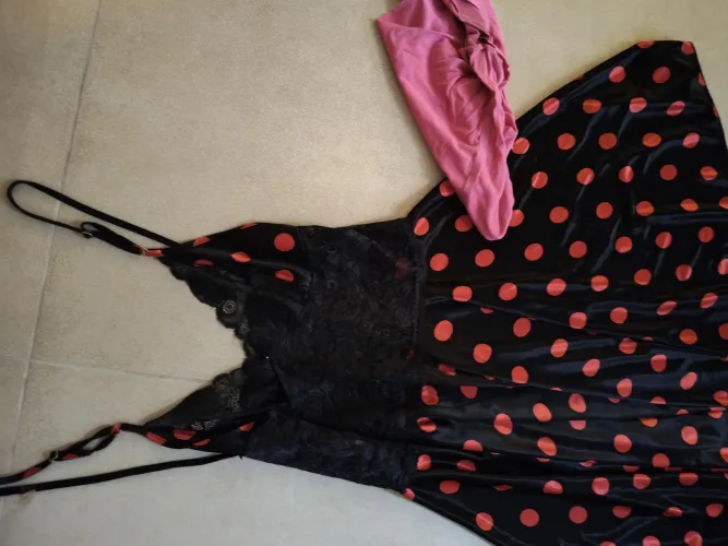 For the love for RCB!! Recommendations welcomed for a party place for the weekend. Where i can wear this..