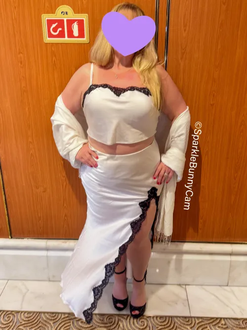I love this satin skirt and top.  I think it’s good to know where the fire extinguisher is 🥰😘😘 -OC