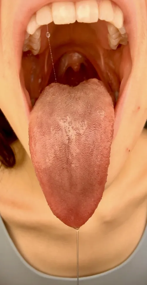 Lemme tickle it? 👉👈🥺