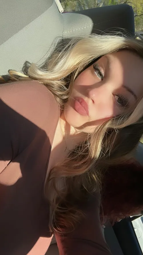 Pay up if you want to hear these lips say your name💋